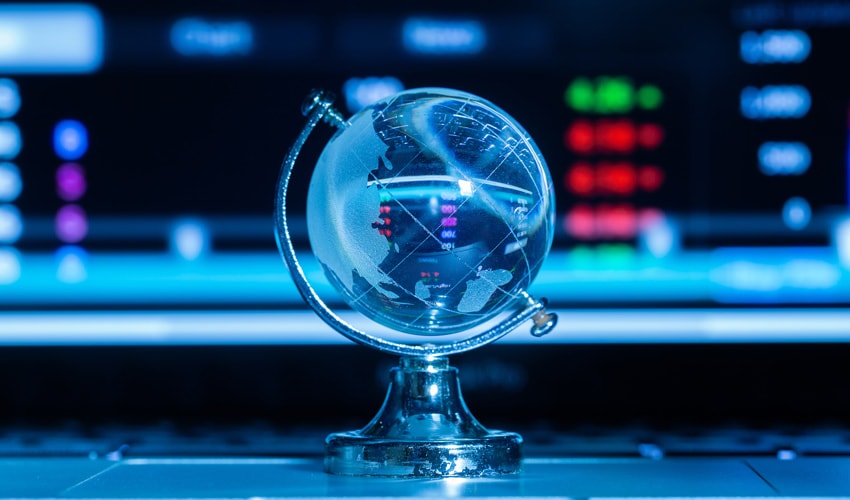 美三大股指齊跌 創1個多月來最大單日跌幅 Fed官員放鷹重擊降息預期